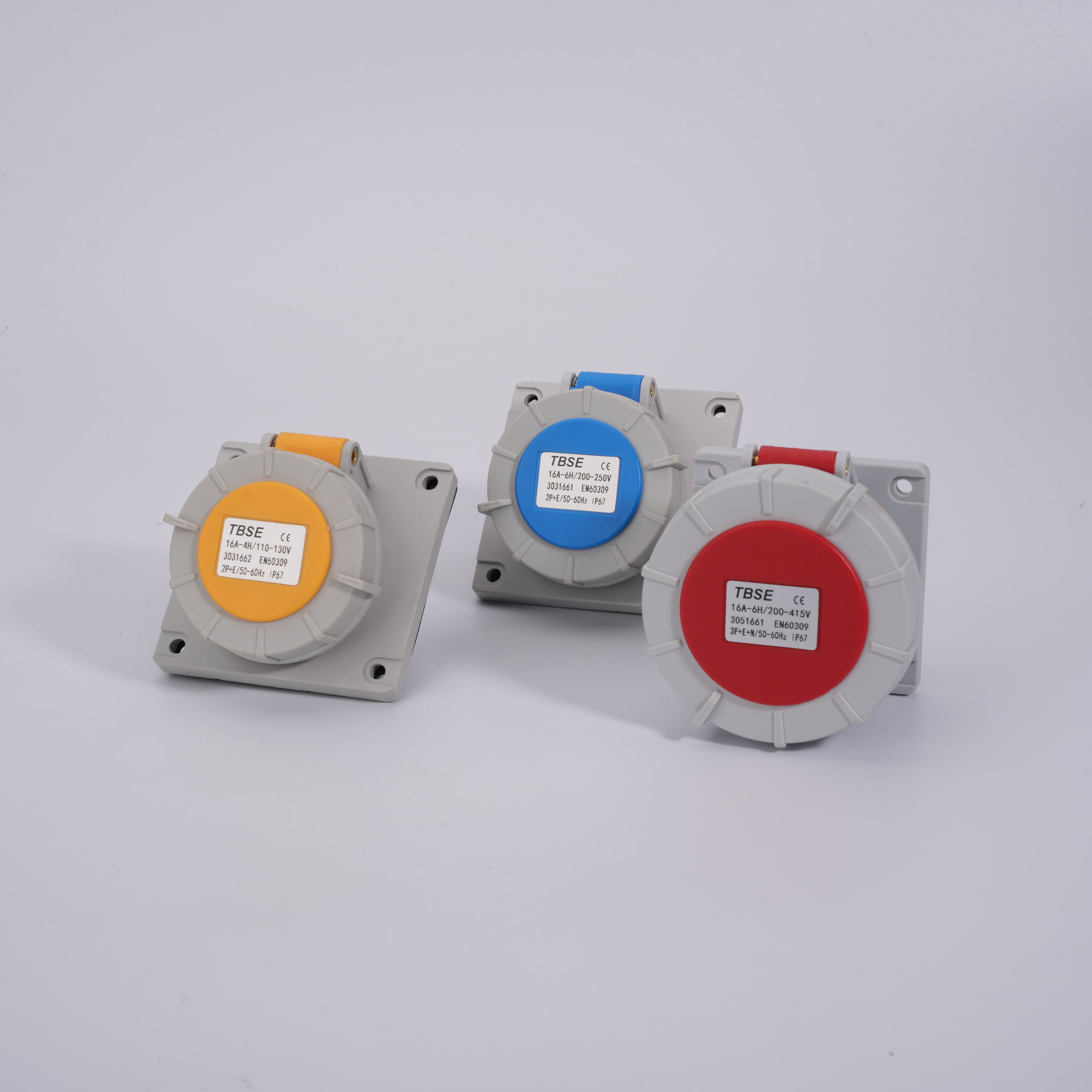 CEE plugs and sockets overview